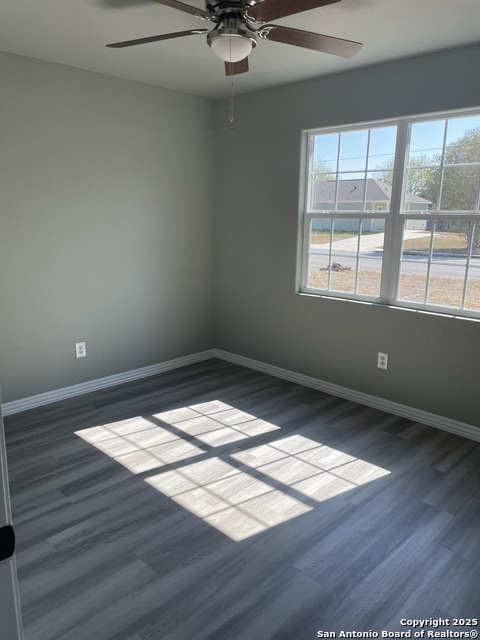 Image 10 of 16 For 203 Fourth Street W