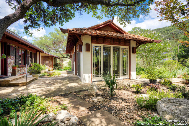 Listing photo id 37 for 801 Mickle Creek