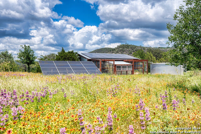 Listing photo id 42 for 801 Mickle Creek