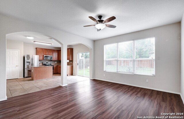 Image 5 of 23 For 2702 Harvest Creek