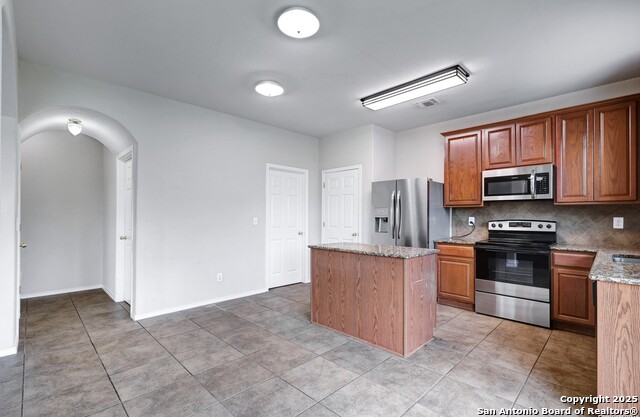 Image 7 of 23 For 2702 Harvest Creek