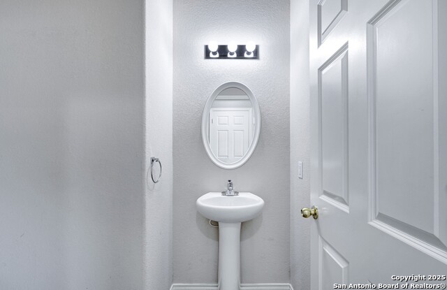 Image 8 of 23 For 2702 Harvest Creek