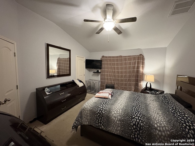 Listing photo id 5 for 10438 Macarthur