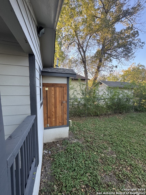 Image 24 of 27 For 531 Cottonwood