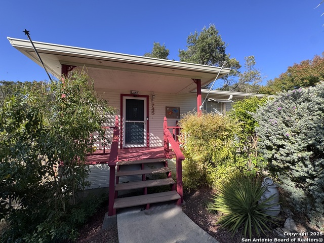 Details for 745 Trail Crest, Canyon Lake, TX 78133