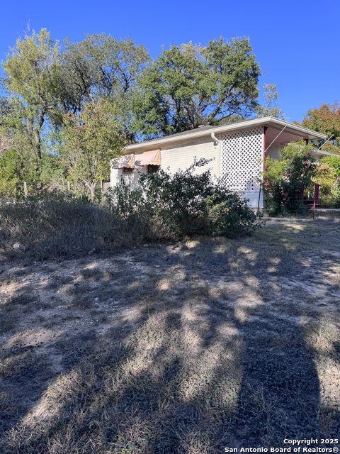 Image 34 of 36 For 745 Trail Crest