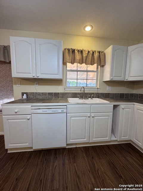 Image 5 of 36 For 745 Trail Crest