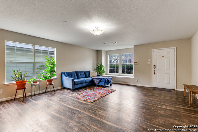 Image 3 of 25 For 11118 Ranger Cavern