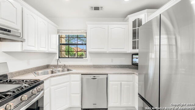 Image 7 of 22 For 2204 Geneva