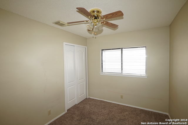 Image 14 of 19 For 8906 Breezefield