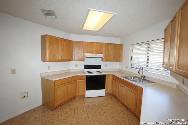 Image 6 of 19 For 8906 Breezefield