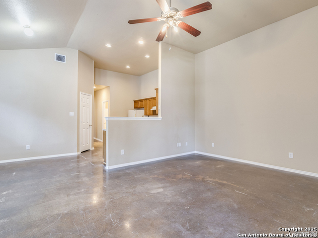 Image 5 of 10 For 5723 Golf Heights Unit 1