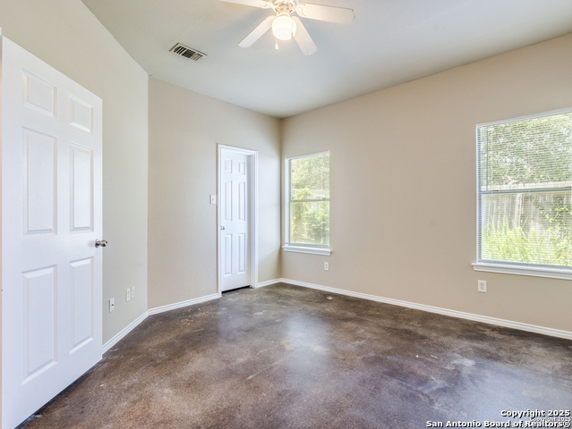 Image 7 of 10 For 5723 Golf Heights Unit 1