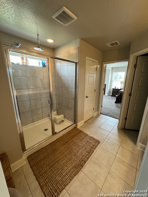 Image 16 of 20 For 11647 Tribute Oaks