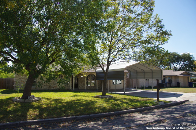 Image 3 of 50 For 4406 Desert View