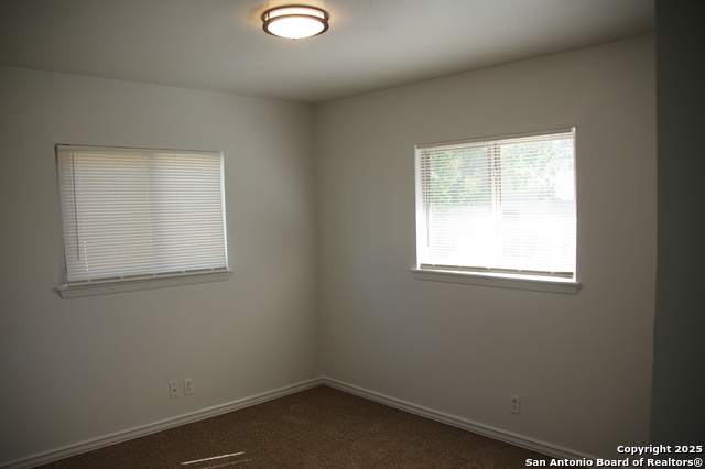 Image 30 of 50 For 4406 Desert View