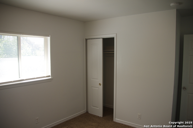 Image 31 of 50 For 4406 Desert View