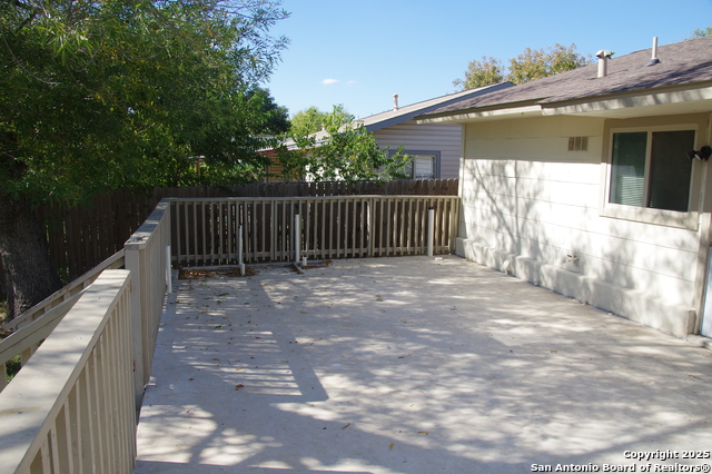 Image 36 of 50 For 4406 Desert View