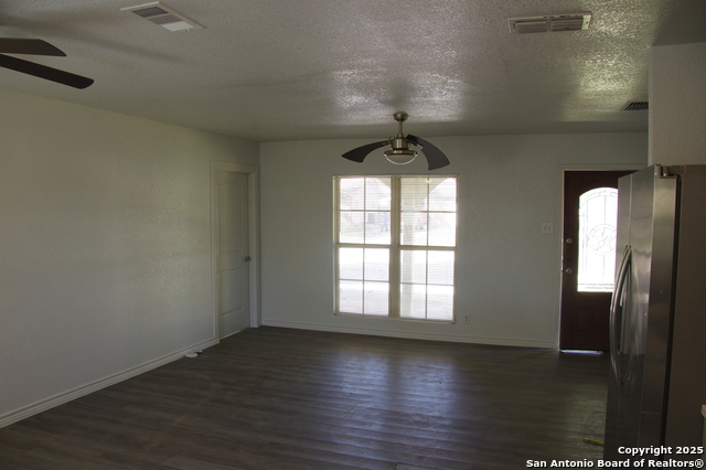 Image 48 of 50 For 4406 Desert View