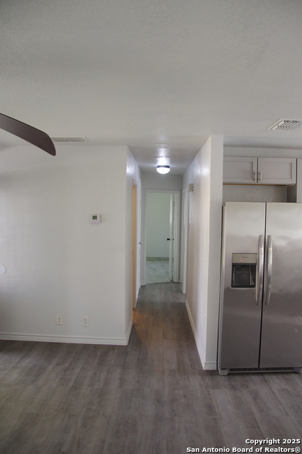 Image 9 of 50 For 4406 Desert View