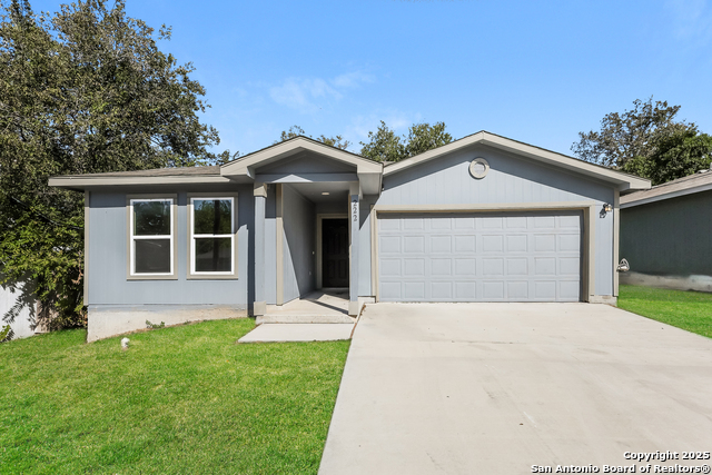 Details for 222 Garcia , Seguin, TX 78155