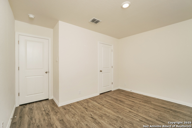 Image 15 of 21 For 917 8th