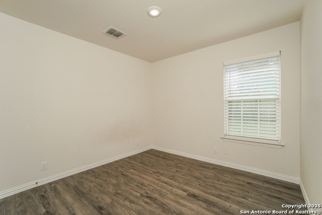 Image 16 of 21 For 917 8th