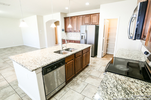 Image 11 of 42 For 5652 Meadow View