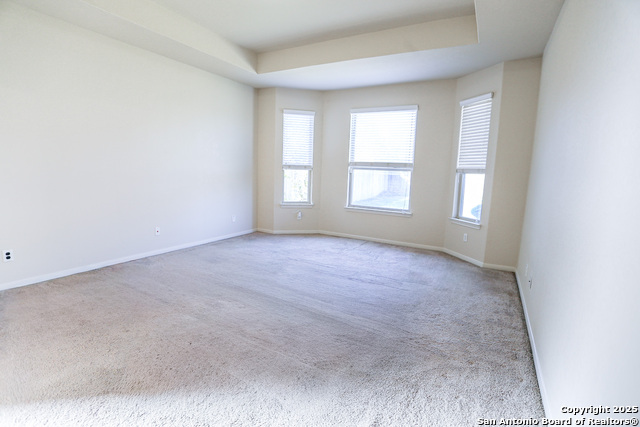 Image 13 of 42 For 5652 Meadow View