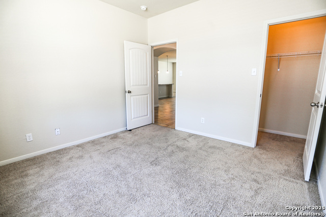 Image 17 of 42 For 5652 Meadow View