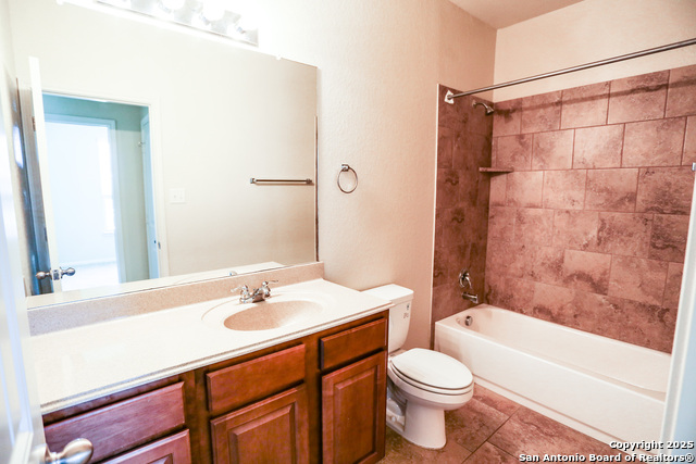 Image 19 of 42 For 5652 Meadow View