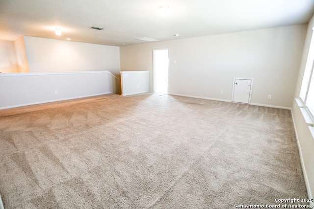 Image 23 of 42 For 5652 Meadow View