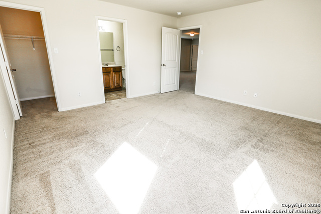 Image 29 of 42 For 5652 Meadow View