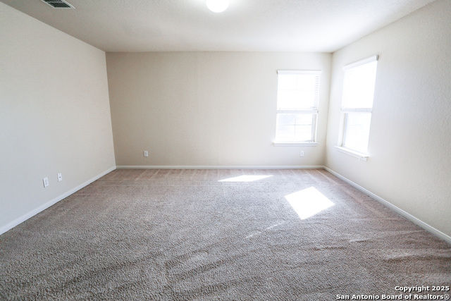 Image 30 of 42 For 5652 Meadow View