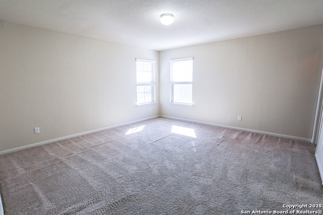 Image 31 of 42 For 5652 Meadow View