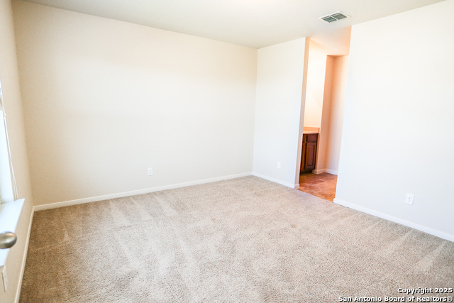 Image 32 of 42 For 5652 Meadow View