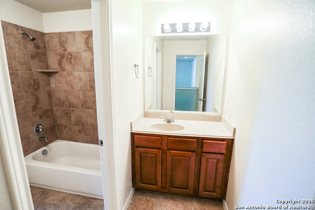 Image 34 of 42 For 5652 Meadow View