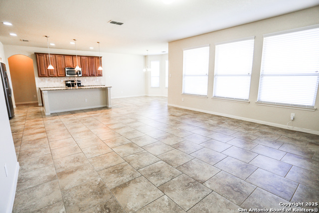 Image 4 of 42 For 5652 Meadow View