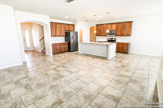 Image 5 of 42 For 5652 Meadow View