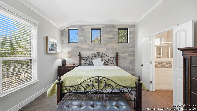 Image 16 of 50 For 743 Cirrus