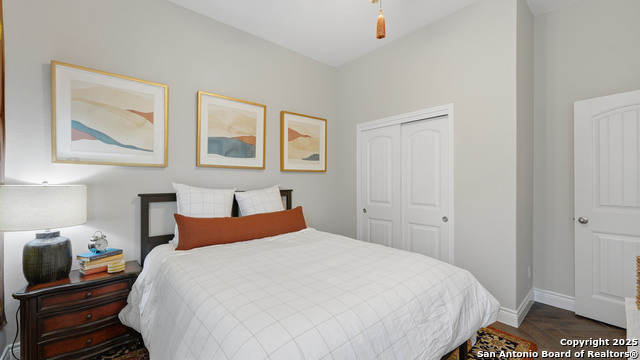 Image 27 of 50 For 743 Cirrus