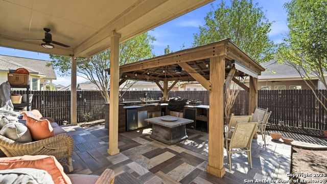 Image 45 of 50 For 743 Cirrus