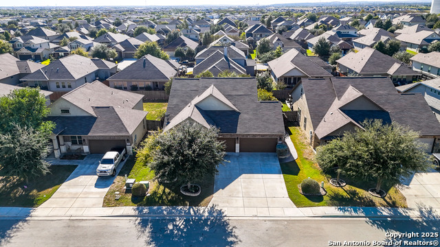 Image 49 of 50 For 743 Cirrus