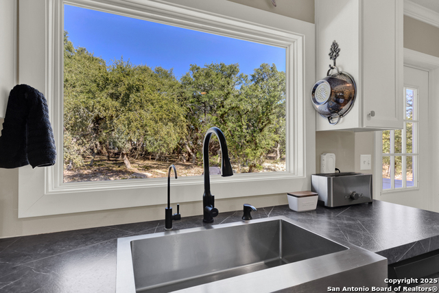 Image 15 of 47 For 270 Lakewood