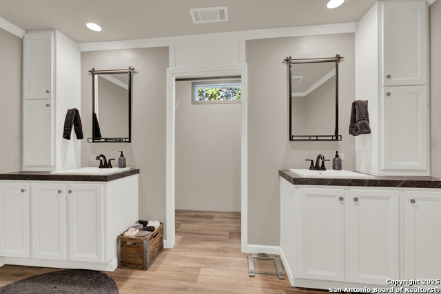 Image 28 of 47 For 270 Lakewood