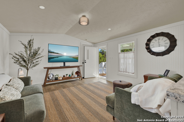 Image 35 of 47 For 270 Lakewood