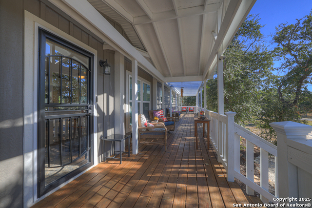 Image 4 of 47 For 270 Lakewood