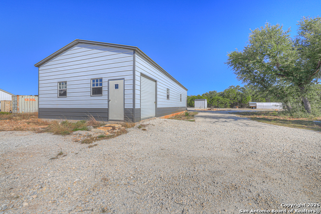 Image 41 of 47 For 270 Lakewood