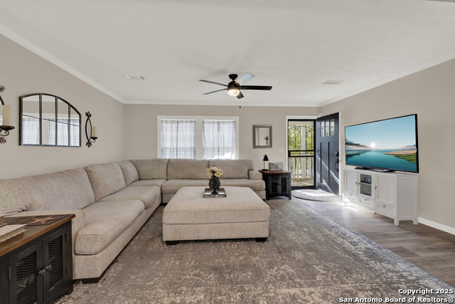 Image 8 of 47 For 270 Lakewood