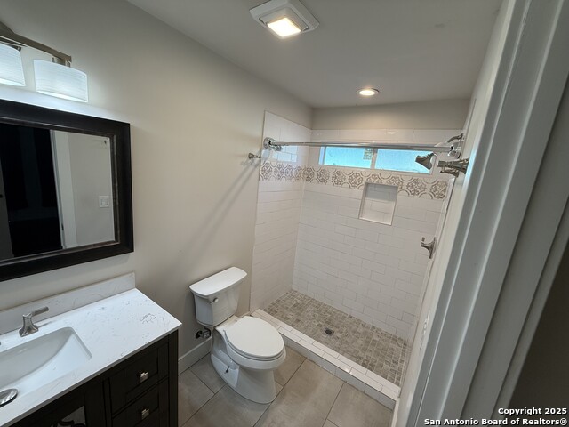 Image 5 of 13 For 139 Hansford